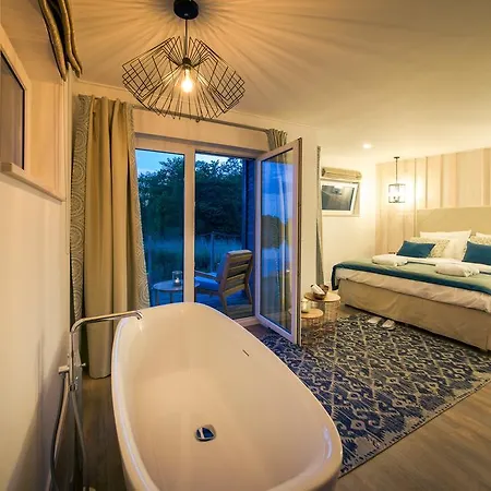 Schwimmende Usedom Feriehus Krummin