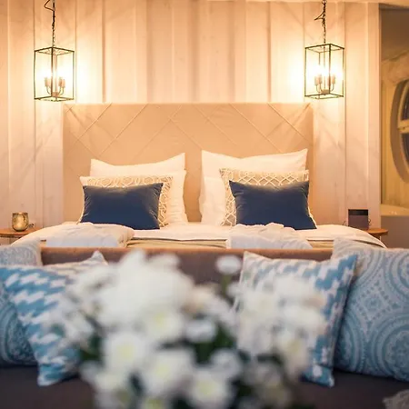 펜션 Schwimmende Usedom Krummin