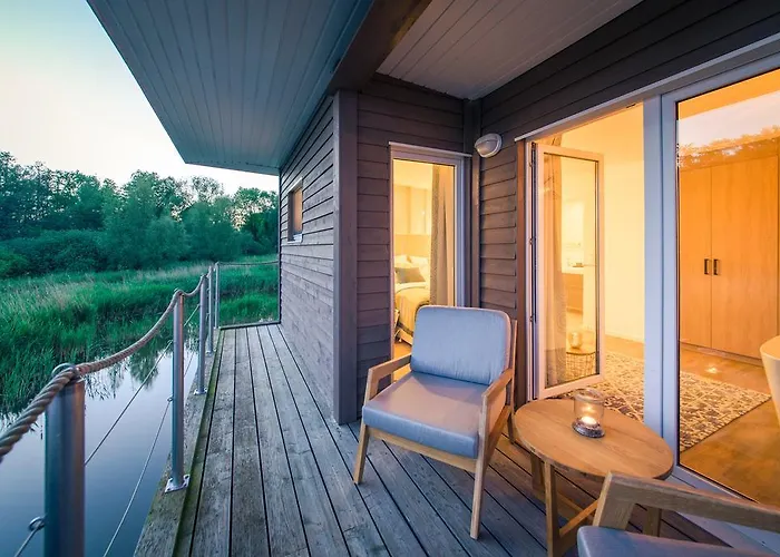度假居 Schwimmende Usedom Krummin